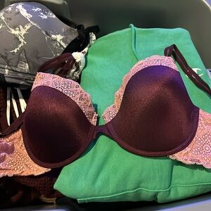 💖 VS PINK maroon lace bra 💖